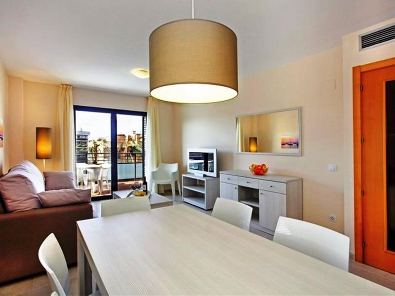 Pierre & Vacances Salou Apartment Bagian luar foto