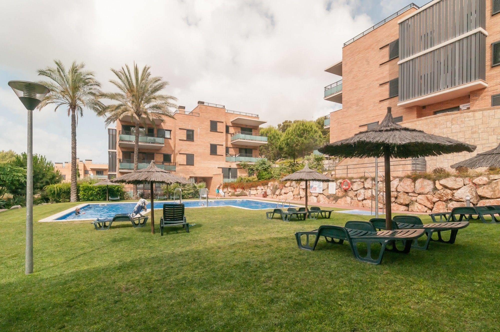 Pierre & Vacances Salou Bagian luar foto